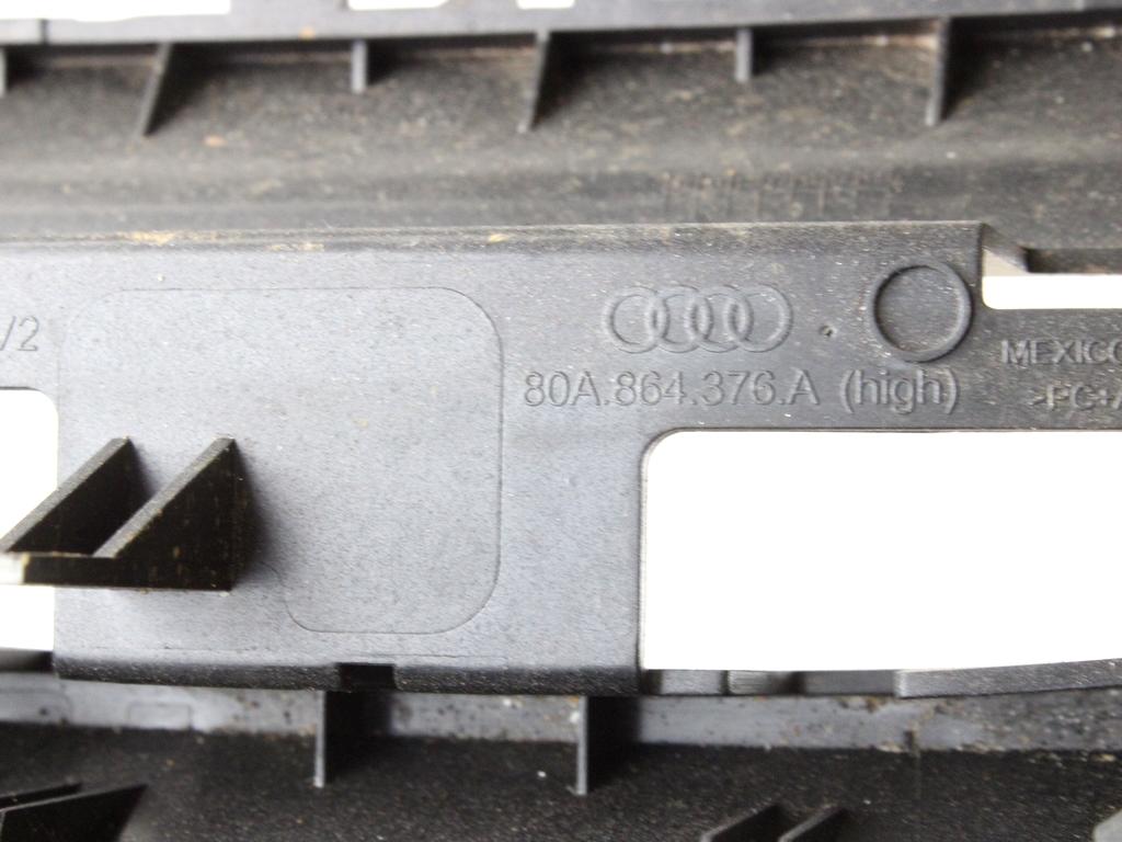 ZADNJI PRIKLJUCEK TUNELA  OEM N. 80A864376A ORIGINAL REZERVNI DEL AUDI Q5 80A R (DAL 2021)DIESEL LETNIK 2021