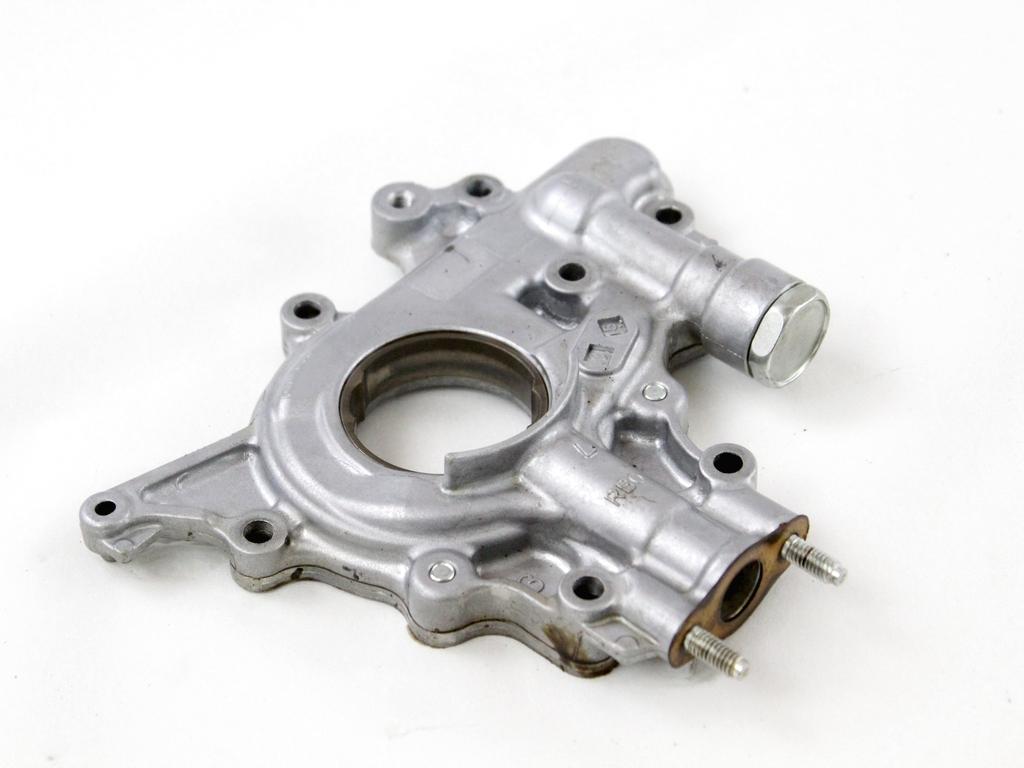 PUMPA OLJA OEM N. 15100RB0003 ORIGINAL REZERVNI DEL HONDA JAZZ GE GG GP ZA MK3 (2008 - 2013)BENZINA LETNIK 2010