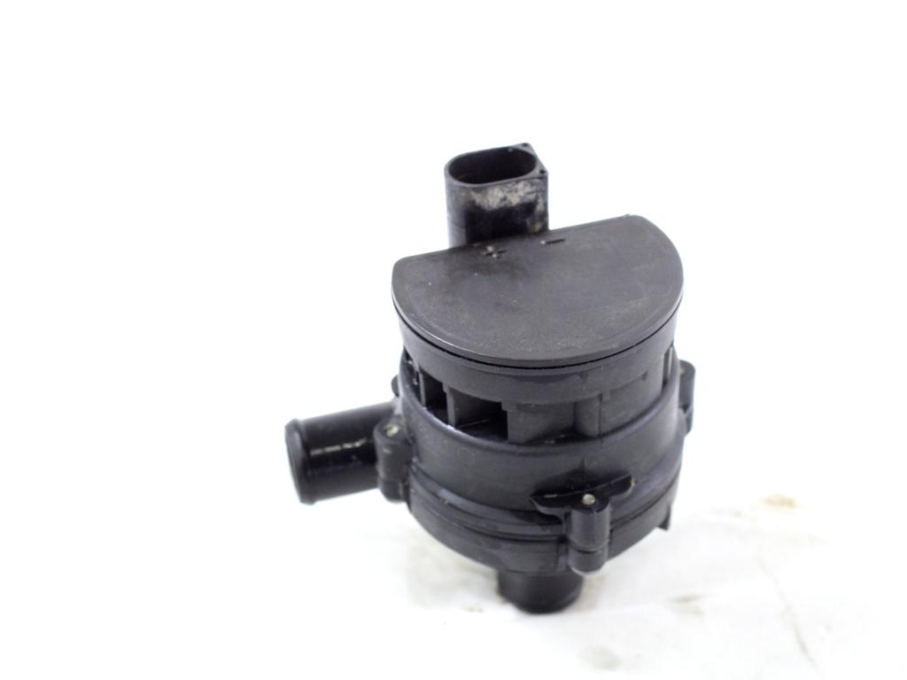 VODNA CRPALKA  OEM N. A2118350364 ORIGINAL REZERVNI DEL MERCEDES CLASSE R W251 (2005 - 2010)DIESEL LETNIK 2007