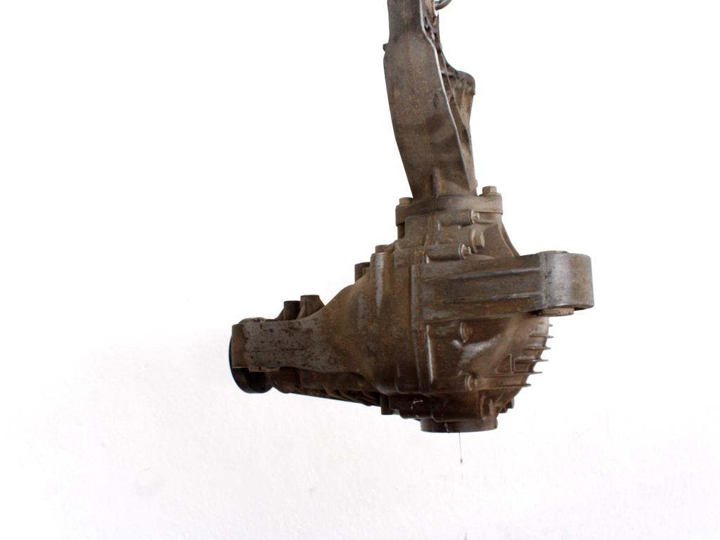 SPREDNJI DIFERENCIAL OEM N. A1643302502 ORIGINAL REZERVNI DEL MERCEDES CLASSE R W251 (2005 - 2010)DIESEL LETNIK 2007