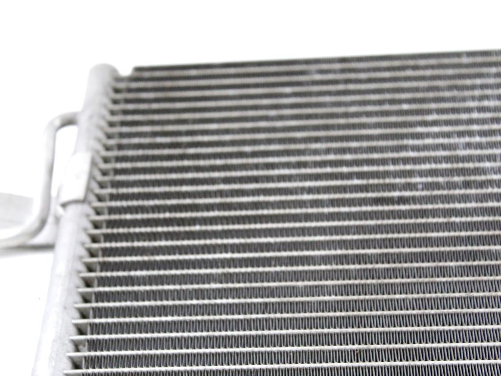 HLADILNIK KLIME OEM N. 13128931 ORIGINAL REZERVNI DEL OPEL MERIVA A X03 R (2006 - 2010) BENZINA LETNIK 2007