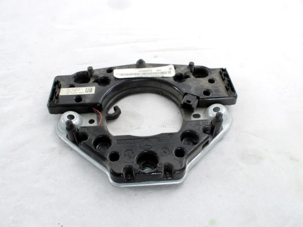 MULTIFUNKCIJSKI VOLAN OEM N. A1648200511 ORIGINAL REZERVNI DEL MERCEDES CLASSE R W251 (2005 - 2010)DIESEL LETNIK 2007