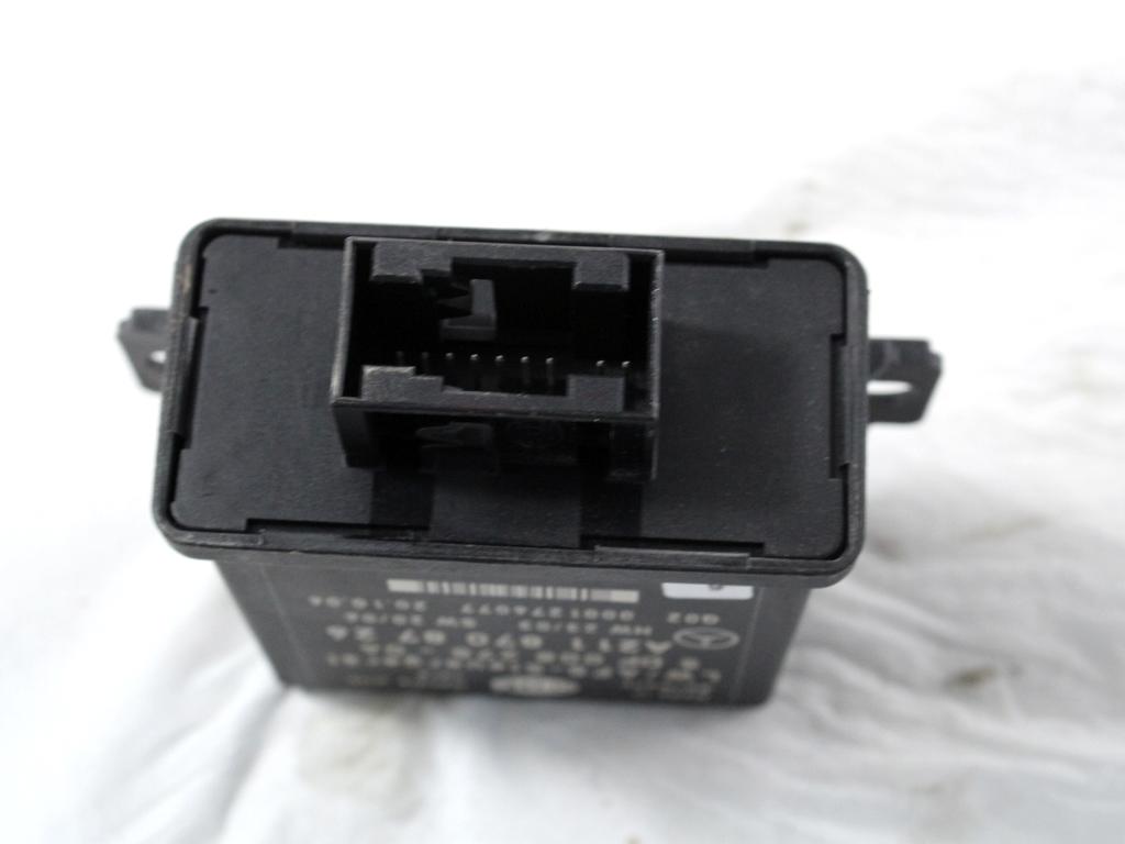 RACUNALNIK ZAROMETOV OEM N. A2118708726 ORIGINAL REZERVNI DEL MERCEDES CLASSE R W251 (2005 - 2010)DIESEL LETNIK 2007