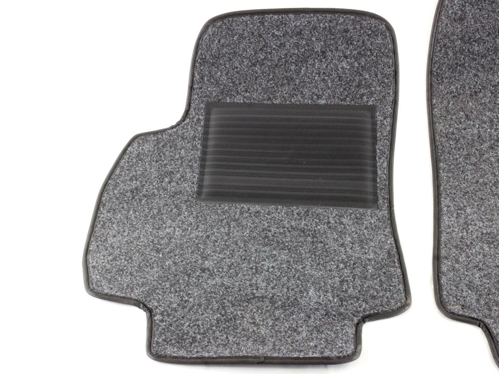 TEPIHI VELUR OEM N.  ORIGINAL REZERVNI DEL CHEVROLET ORLANDO MK1 (2010 - 2018)DIESEL LETNIK 2011