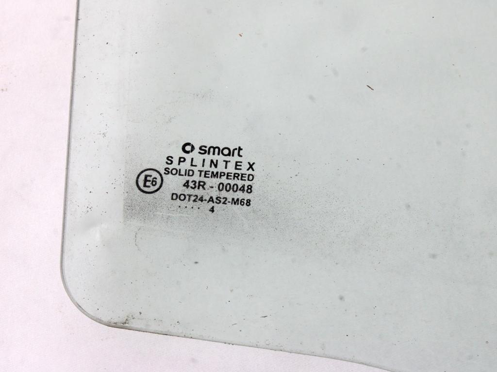 STEKLO ZADNJIH DESNIH VRAT OEM N. A4547300018 ORIGINAL REZERVNI DEL SMART FORFOUR 454 MK1 (2004 - 2006) BENZINA LETNIK 2005