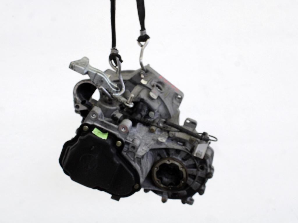 ROCNI MENJALNIK OEM N. 0A4300045 ORIGINAL REZERVNI DEL VOLKSWAGEN GOLF V 1K1 1K5 MK5 BER/SW (02/2004-11/2008) DIESEL LETNIK 2005