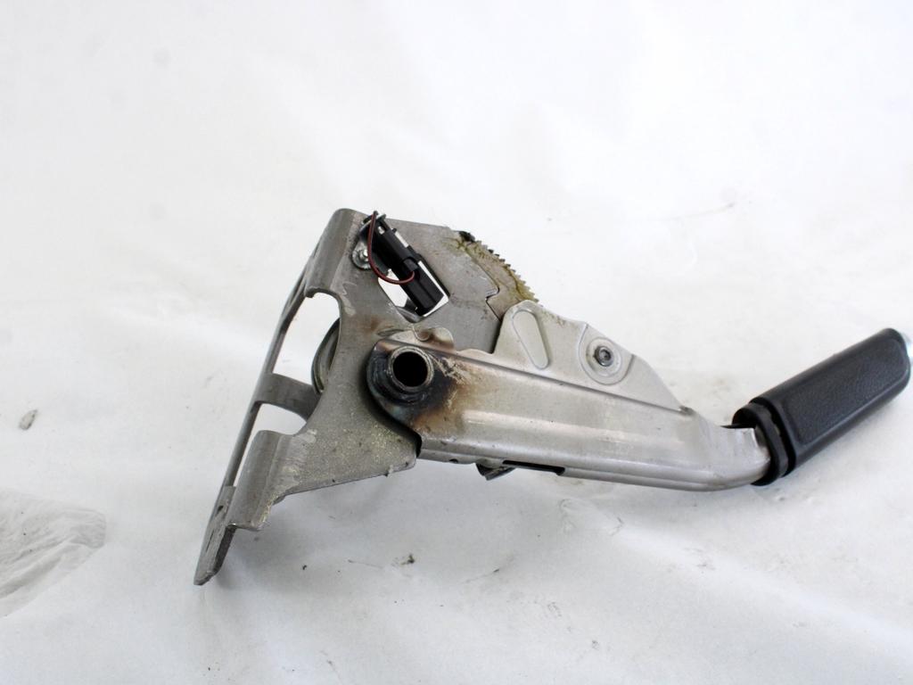 OEM N. 3M51-2780-DB ORIGINAL REZERVNI DEL FORD FOCUS DA HCP DP MK2 BER/SW (2005 - 2008) DIESEL LETNIK 2006