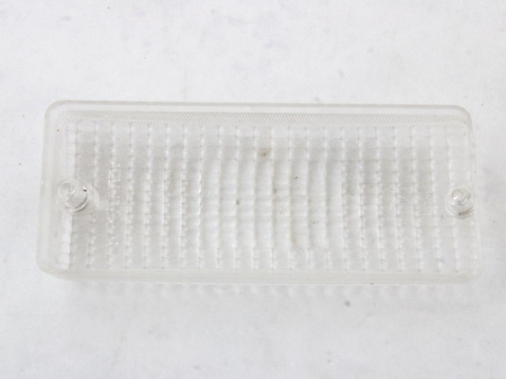 SPREDNJI INDIKATOR OEM N. 13449 ORIGINAL REZERVNI DEL FIAT 850 (1964 - 1971)BENZINA LETNIK 1966
