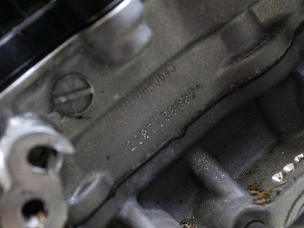 GLAVA, CILINDER IN DELI OEM N. 2211007510 ORIGINAL REZERVNI DEL KIA CEED / SPORTWAGON K3 MK3 (DAL 2018)BENZINA LETNIK 2021