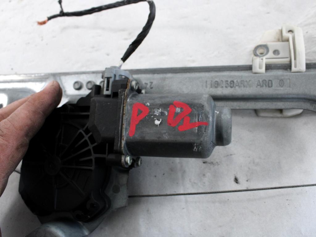 MEHANIZEM DVIGA ZADNJIH STEKEL  OEM N. 18311 SISTEMA ALZACRISTALLO PORTA POSTERIORE ELETT ORIGINAL REZERVNI DEL RENAULT MODUS F/JP0 R (2008 - 09/2013) BENZINA LETNIK 2009