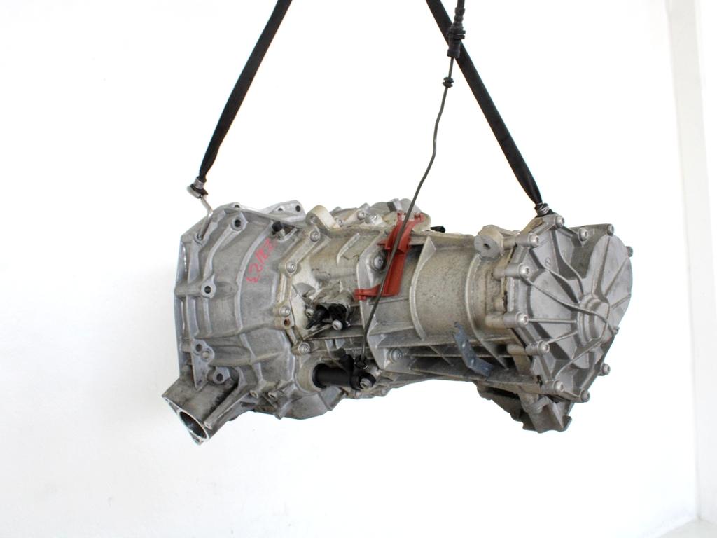 ROCNI MENJALNIK OEM N. 0B1300040F ORIGINAL REZERVNI DEL AUDI A4 B8 8K2 BER/SW/CABRIO (2007 - 11/2015) DIESEL LETNIK 2009