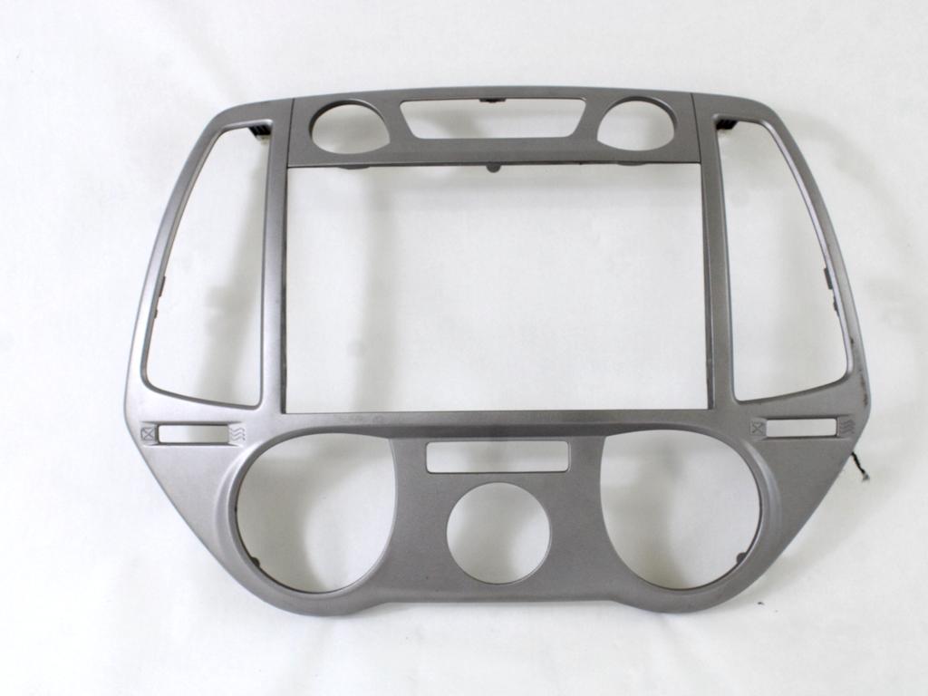 ARMATURNA PLO?CA OEM N. 84740-1J100 ORIGINAL REZERVNI DEL HYUNDAI I20 PB PBT MK1 (2008 - 2012)BENZINA/GPL LETNIK 2010