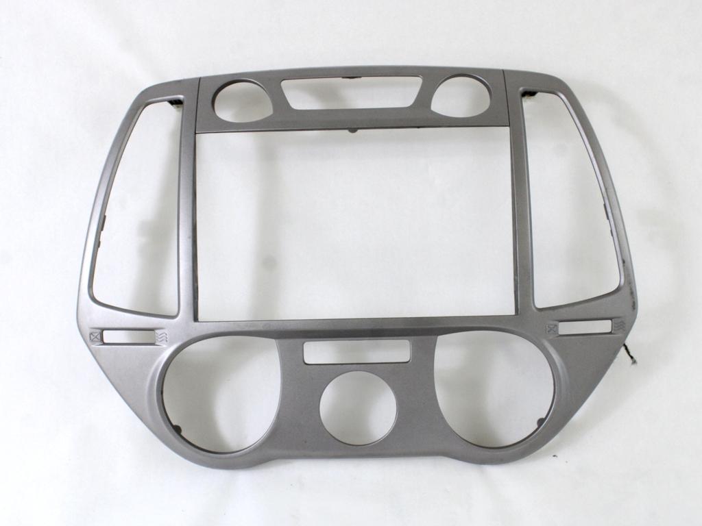 ARMATURNA PLO?CA OEM N. 84740-1J100 ORIGINAL REZERVNI DEL HYUNDAI I20 PB PBT MK1 (2008 - 2012)BENZINA/GPL LETNIK 2010