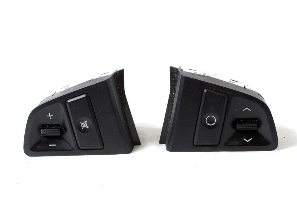 MULTIFUNKCIJSKI VOLAN OEM N. 30901 COMANDI VOLANTE MULTIFUNZIONE ORIGINAL REZERVNI DEL HYUNDAI I20 PB PBT MK1 (2008 - 2012)BENZINA/GPL LETNIK 2010
