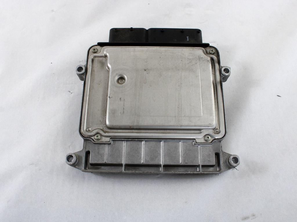 OSNOVNA KRMILNA ENOTA DDE / MODUL ZA VBRIZGAVANJE OEM N. 39100-03345 ORIGINAL REZERVNI DEL HYUNDAI I20 PB PBT MK1 (2008 - 2012)BENZINA/GPL LETNIK 2010