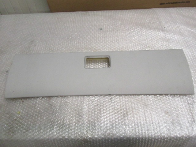NOTRANJA OBLOGA PRTLJAZNIKA  OEM N. 4F9867839 ORIGINAL REZERVNI DEL AUDI A6 C6 4F2 4FH 4F5 BER/SW/ALLROAD (07/2004 - 10/2008) DIESEL LETNIK 2005