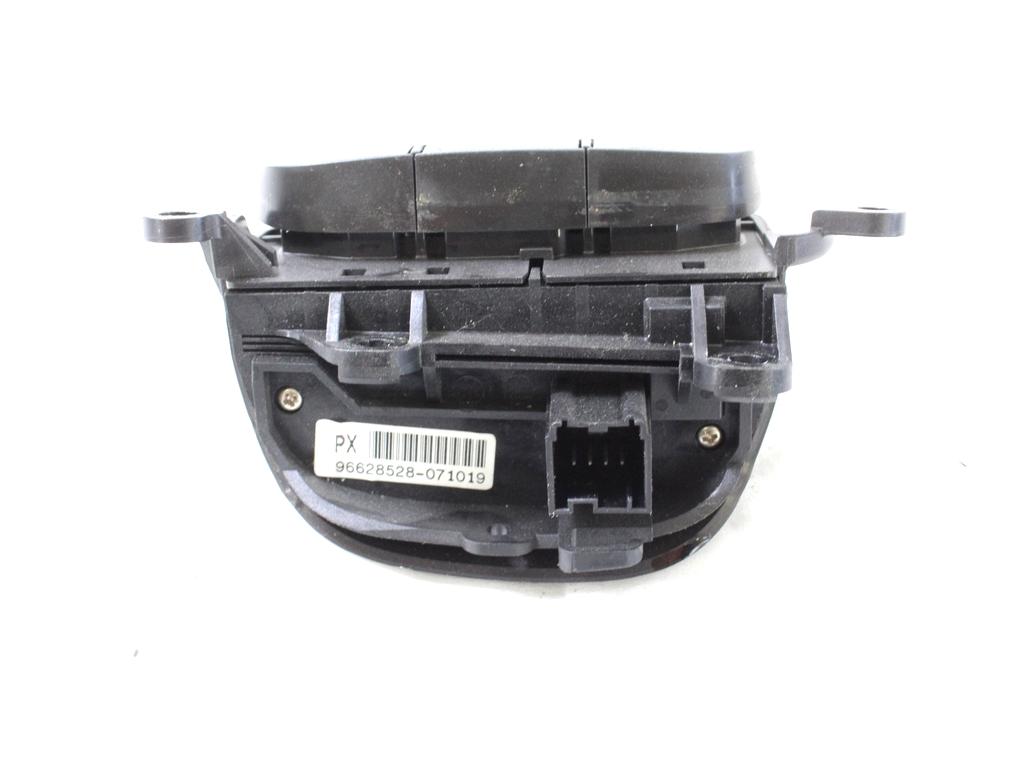 MULTIFUNKCIJSKI VOLAN OEM N. 96628528 ORIGINAL REZERVNI DEL CHEVROLET CAPTIVA MK1 C100 (2006 - 2011) DIESEL LETNIK 2008