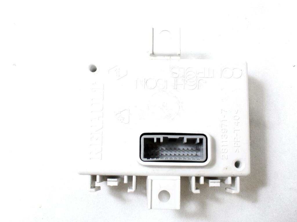 KRMILNA ENOTA NAVIGACIJSKE ENOTE OEM N. 280380655R ORIGINAL REZERVNI DEL RENAULT MEGANE MK3 BZ0/1 B3 DZ0/1 KZ0/1 BER/SPORTOUR/ESTATE (2009 - 2015) DIESEL LETNIK 2011