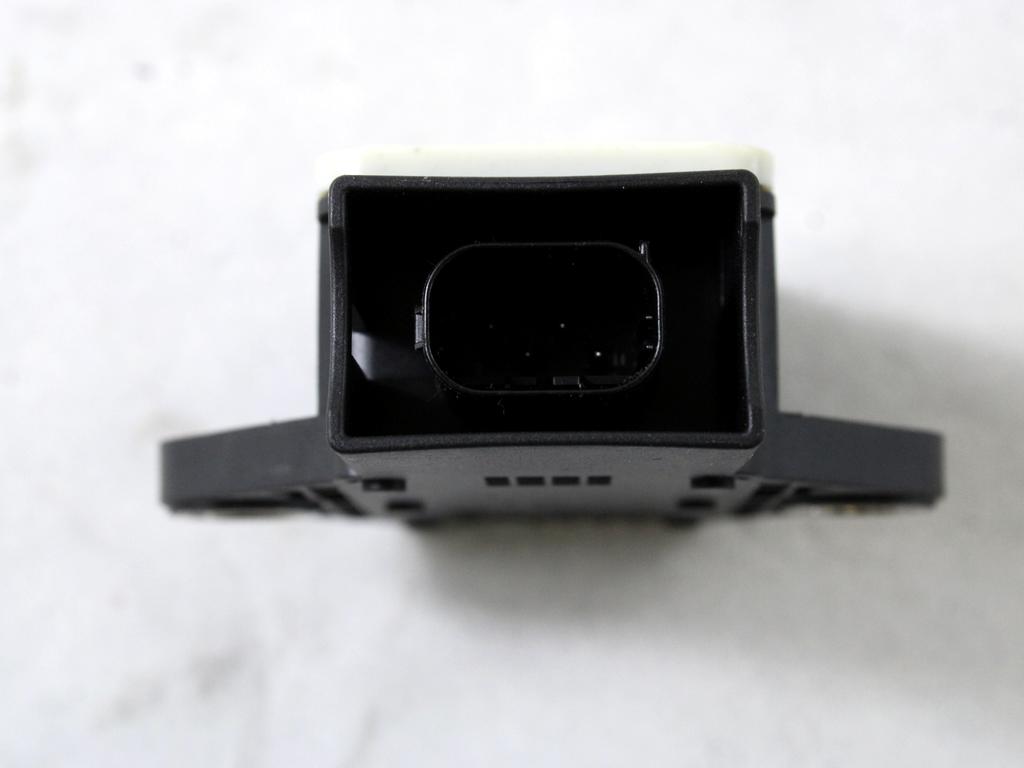 ESP OEM N. 8W83-14B296-AC ORIGINAL REZERVNI DEL JAGUAR XF X250 MK1 (2008 - 2011)BENZINA LETNIK 2009