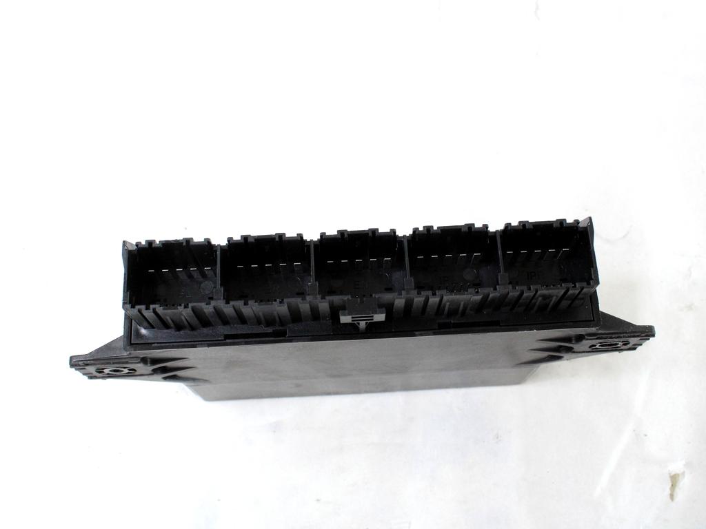 CENTRALNO ZAKLEPANJE OEM N. 8G9N-19G481-AA ORIGINAL REZERVNI DEL JAGUAR XF X250 MK1 (2008 - 2011)BENZINA LETNIK 2009