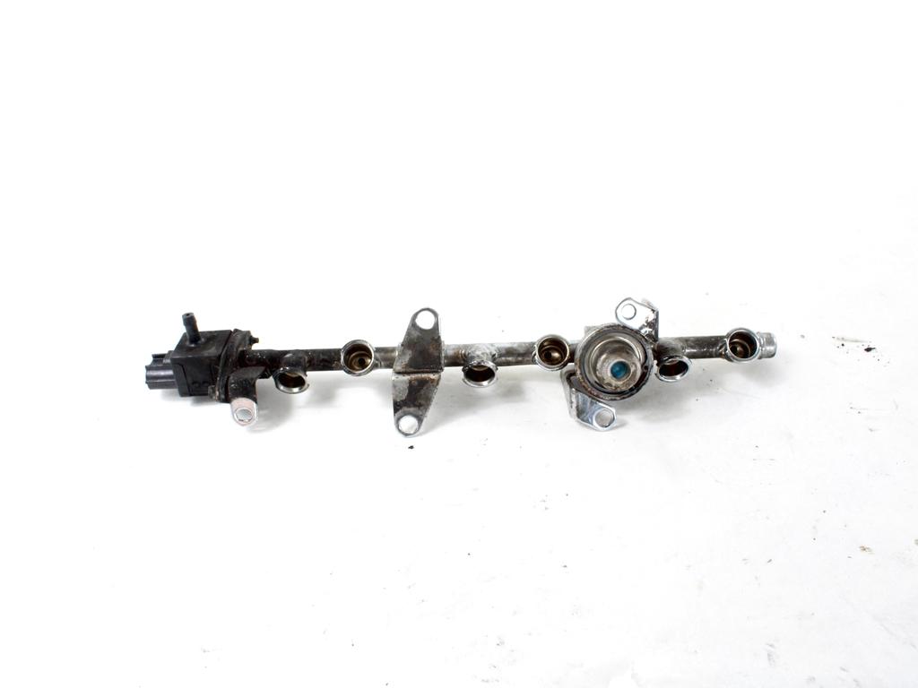 INJEKTORJI/BENCIN OEM N. 6R8E-AC ORIGINAL REZERVNI DEL JAGUAR XF X250 MK1 (2008 - 2011)BENZINA LETNIK 2009