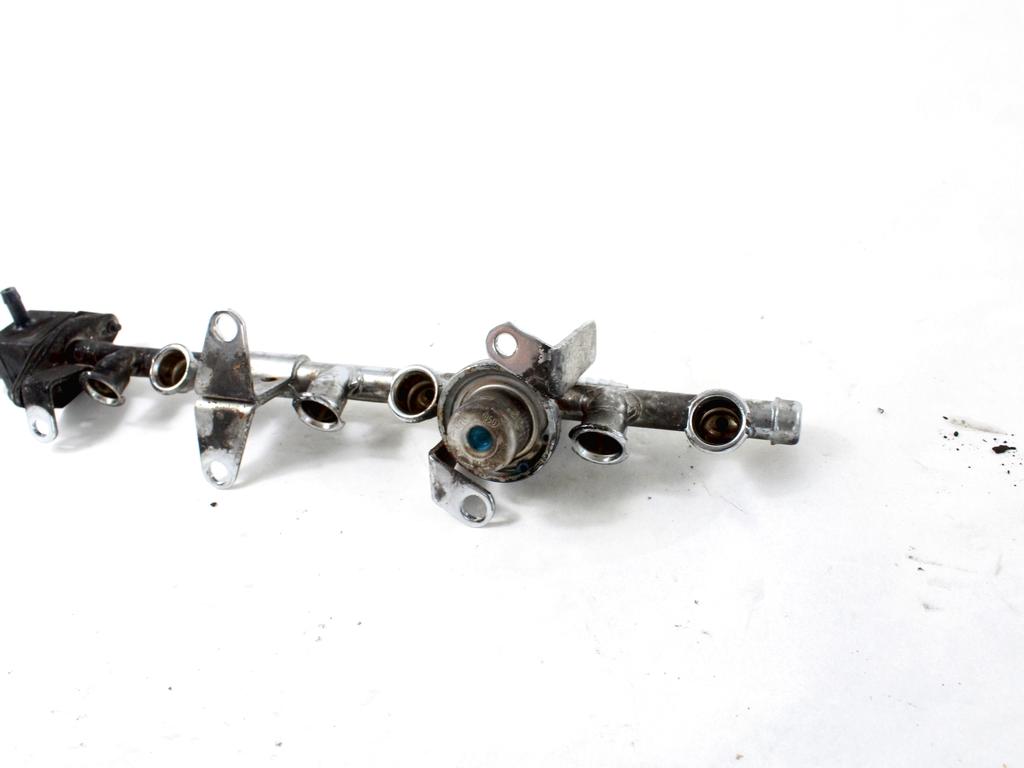 INJEKTORJI/BENCIN OEM N. 6R8E-AC ORIGINAL REZERVNI DEL JAGUAR XF X250 MK1 (2008 - 2011)BENZINA LETNIK 2009