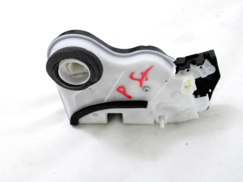 CENTRALNA KLJUCAVNICA ZADJIH LEVIH VRAT OEM N. 8235062R10000 ORIGINAL REZERVNI DEL SUZUKI IGNIS MF MK3 (2016 - 2020)BENZINA LETNIK 2019