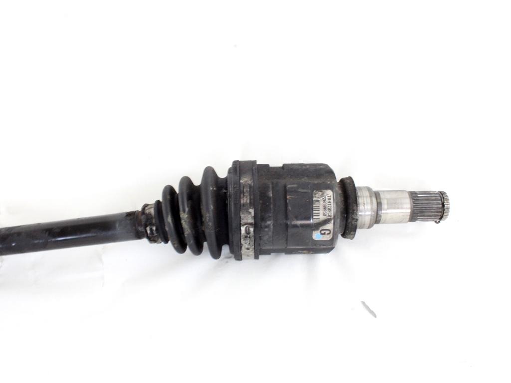 DESNA SPREDNJA POGONSKA GRED  OEM N. 434100D150 ORIGINAL REZERVNI DEL TOYOTA YARIS P1 MK1 R (2003 - 2005)DIESEL LETNIK 2005