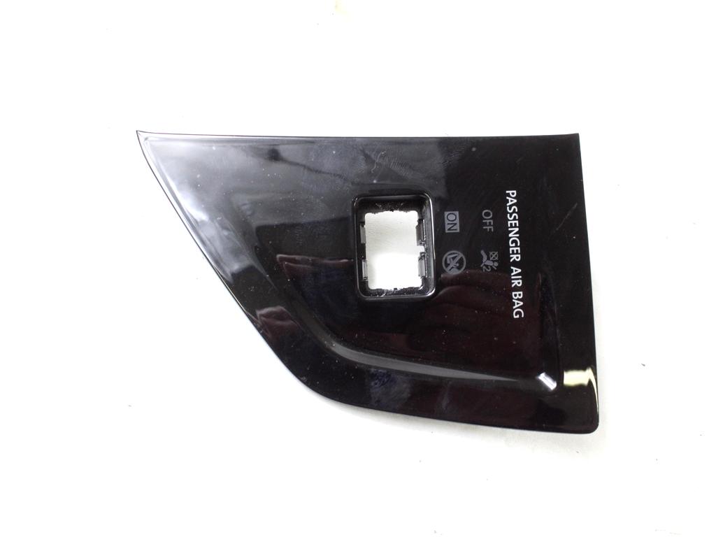 MONTA?NI DELI /  ARMATURNE PLOSCE SPODNJI OEM N. 2G1919225RDY ORIGINAL REZERVNI DEL VOLKSWAGEN POLO AW1 (DAL 2017)BENZINA/METANO LETNIK 2021