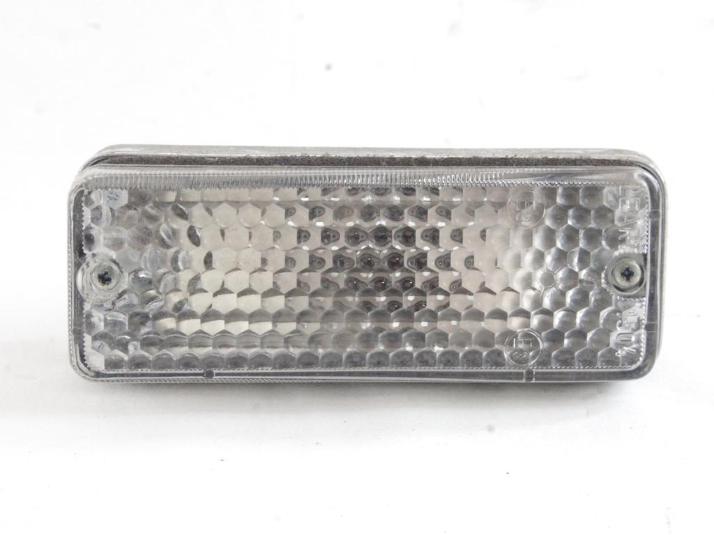 SPREDNJI INDIKATOR OEM N. 1504 ORIGINAL REZERVNI DEL FIAT 850 (1964 - 1971)BENZINA LETNIK 1968