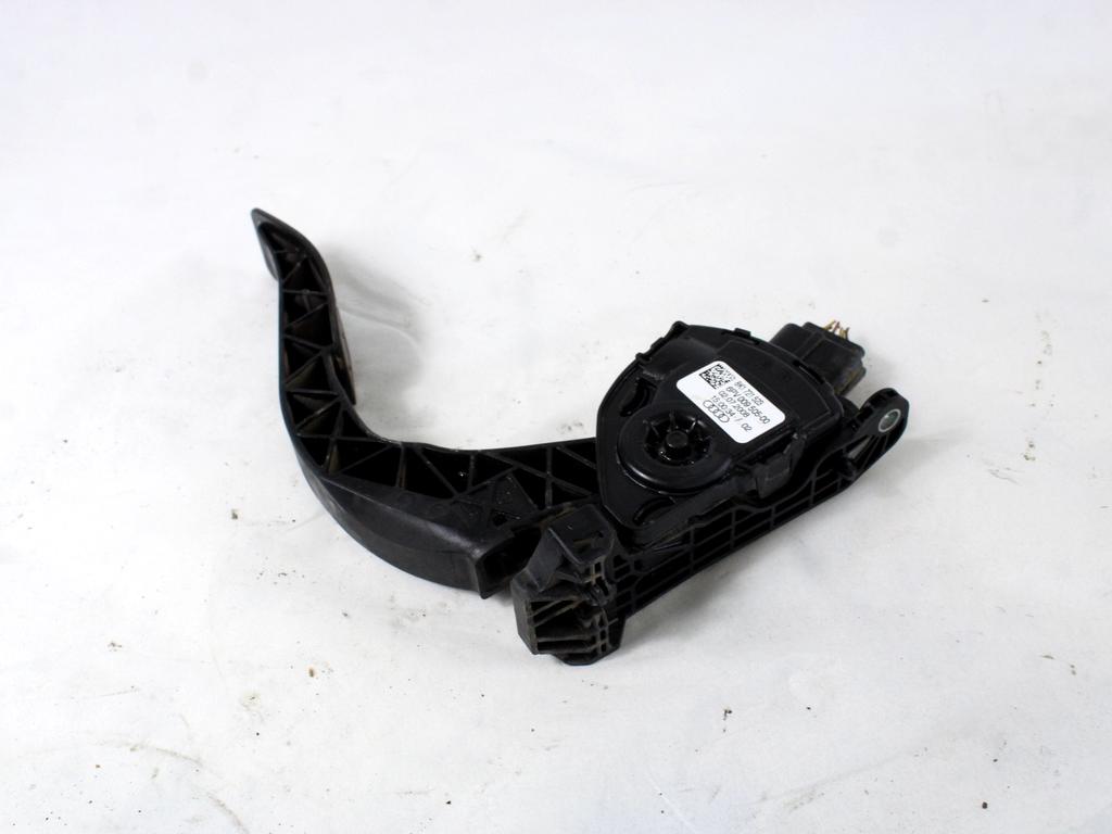 PEDALI OEM N. 8K1721523 ORIGINAL REZERVNI DEL AUDI A4 B8 8K2 BER/SW/CABRIO (2007 - 11/2015) DIESEL LETNIK 2008