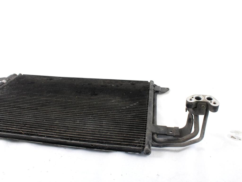 HLADILNIK KLIME OEM N. 1K0820411H ORIGINAL REZERVNI DEL VOLKSWAGEN GOLF V 1K1 1K5 MK5 BER/SW (02/2004-11/2008) DIESEL LETNIK 2006