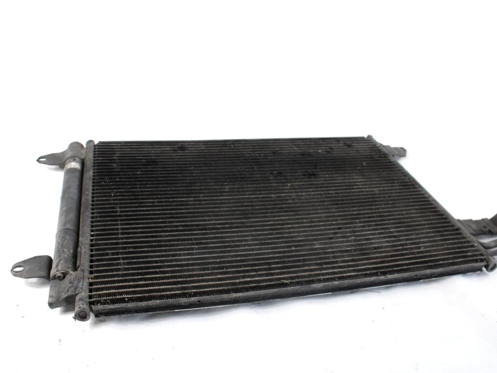 HLADILNIK KLIME OEM N. 1K0820411H ORIGINAL REZERVNI DEL VOLKSWAGEN GOLF V 1K1 1K5 MK5 BER/SW (02/2004-11/2008) DIESEL LETNIK 2006