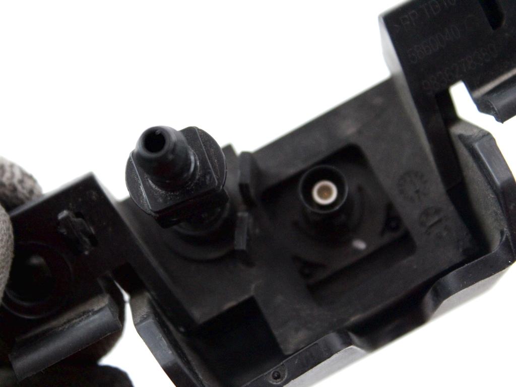 KAMERA ZA VZVRATNI POGLED, SENZOR OEM N. 9840259080 ORIGINAL REZERVNI DEL DS DS4 D41 MK2 (DAL 2021)IBRIDO (ELETRICO-BENZINA) LETNIK 2022