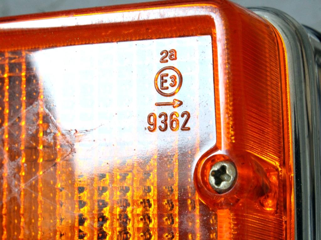 ZADNJI DESNI ZAROMETI OEM N. 119000 ORIGINAL REZERVNI DEL FIAT 128 (1969 - 1983)BENZINA LETNIK 1973