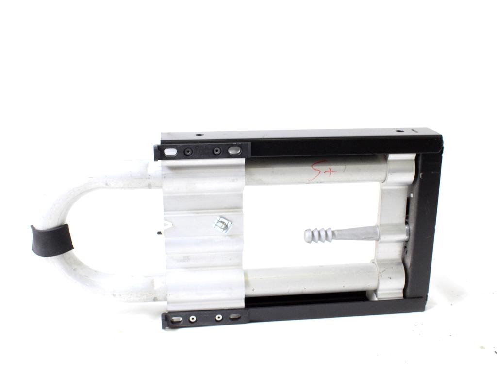 ZASCITNI SISTEM OEM N. 9682674780 ORIGINAL REZERVNI DEL PEUGEOT 308 4A 4B 4C 4E 4H MK1 BER/SW/CC (2007 - 2013) DIESEL LETNIK 2010