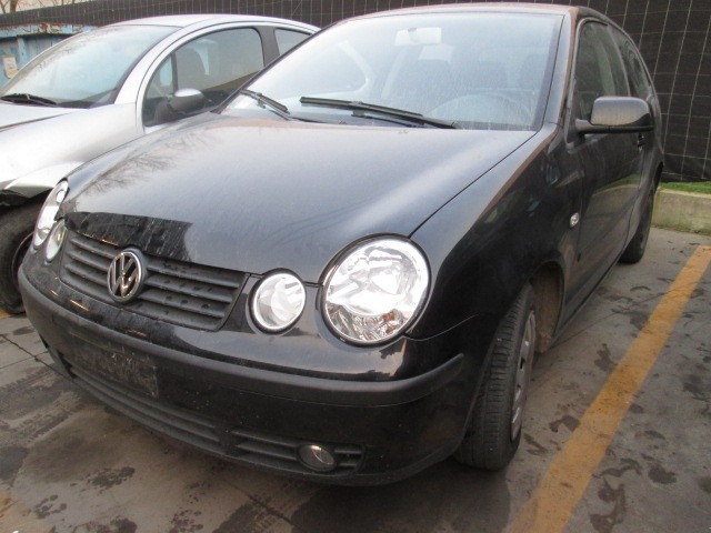 VOLKSWAGEN POLO 1.2 B 47KW 5M 3P (2003) RICAMBIO USATO 