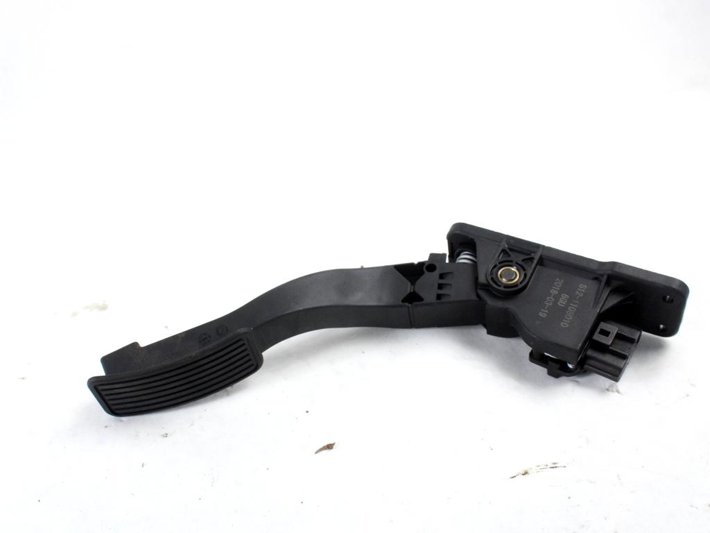 PEDALI OEM N. S121108010 ORIGINAL REZERVNI DEL DR ZERO (2015 - 2019)BENZINA LETNIK 2018