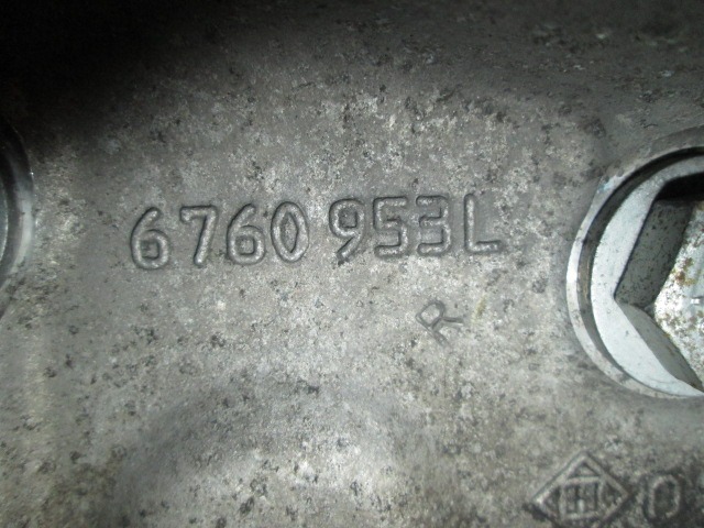 LEVI VRTLJIVI LEZAJ / PESTO KOLESA Z LEZAJEM SPREDAJ OEM N. 31226765601 ORIGINAL REZERVNI DEL BMW SERIE 5 E60 E61 (2003 - 2010) DIESEL LETNIK 2004