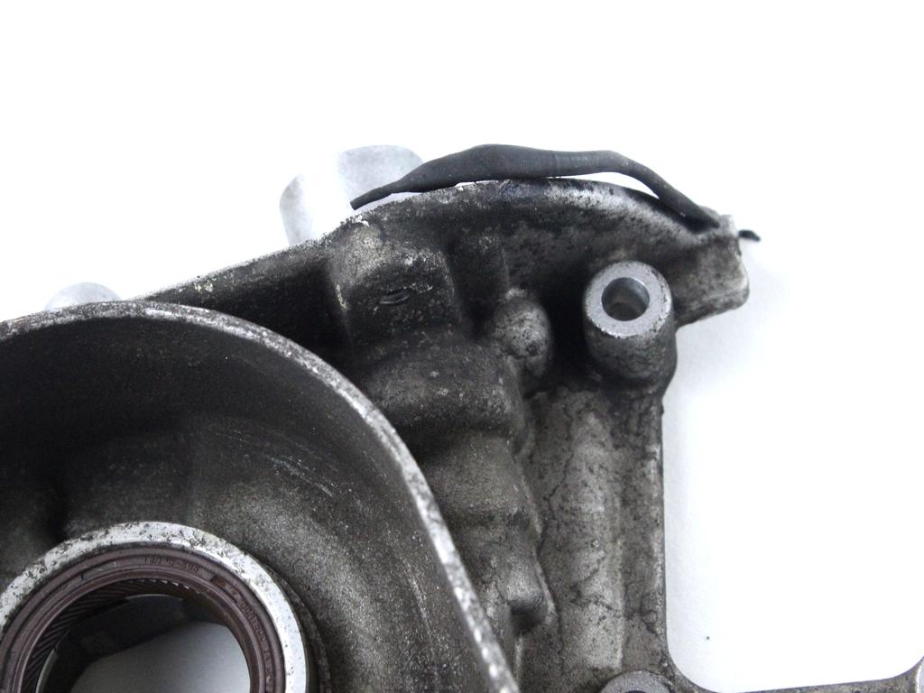 PUMPA OLJA OEM N. 55210178 ORIGINAL REZERVNI DEL ALFA ROMEO BRERA (2005 - 2010)DIESEL LETNIK 2009