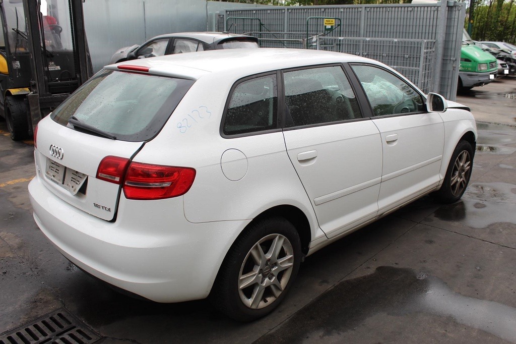 AUDI A3 1.6 D 66KW 5M 5P (2010) RICAMBIO USATO 