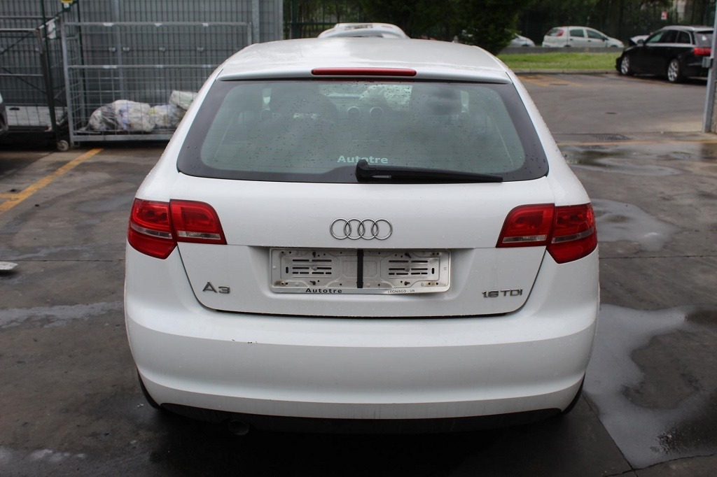 AUDI A3 1.6 D 66KW 5M 5P (2010) RICAMBI IN MAGAZZINO