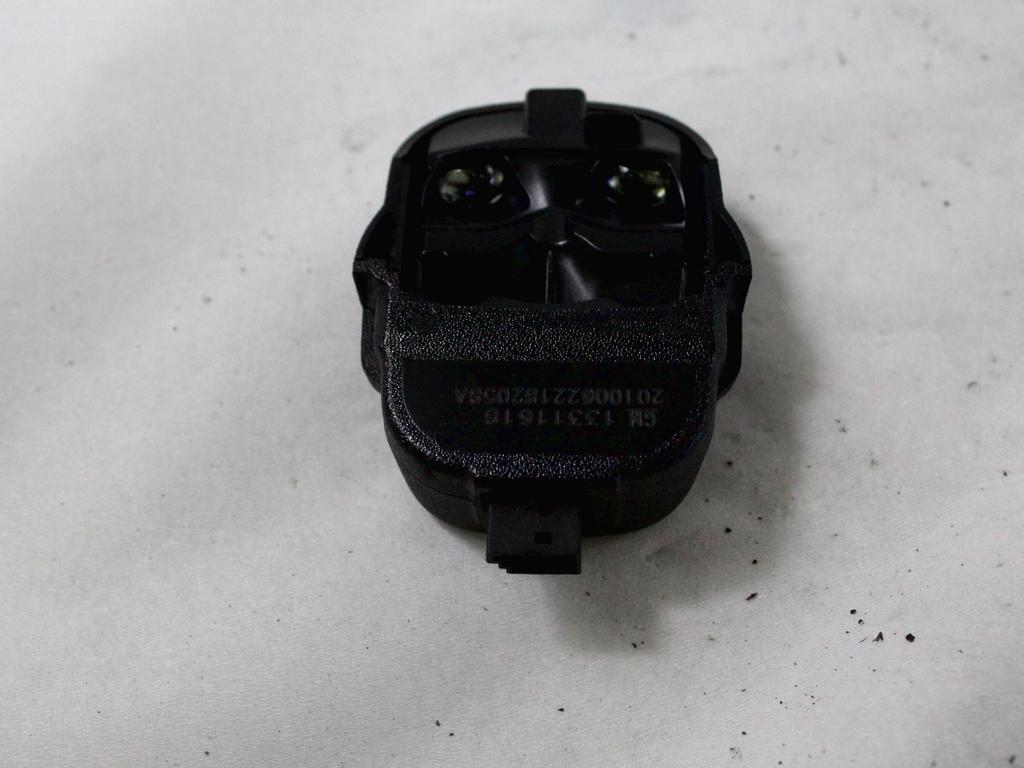SENZOR DEZJA OEM N. 13311618 ORIGINAL REZERVNI DEL OPEL INSIGNIA A G09 (2008 - 2017)DIESEL LETNIK 2010