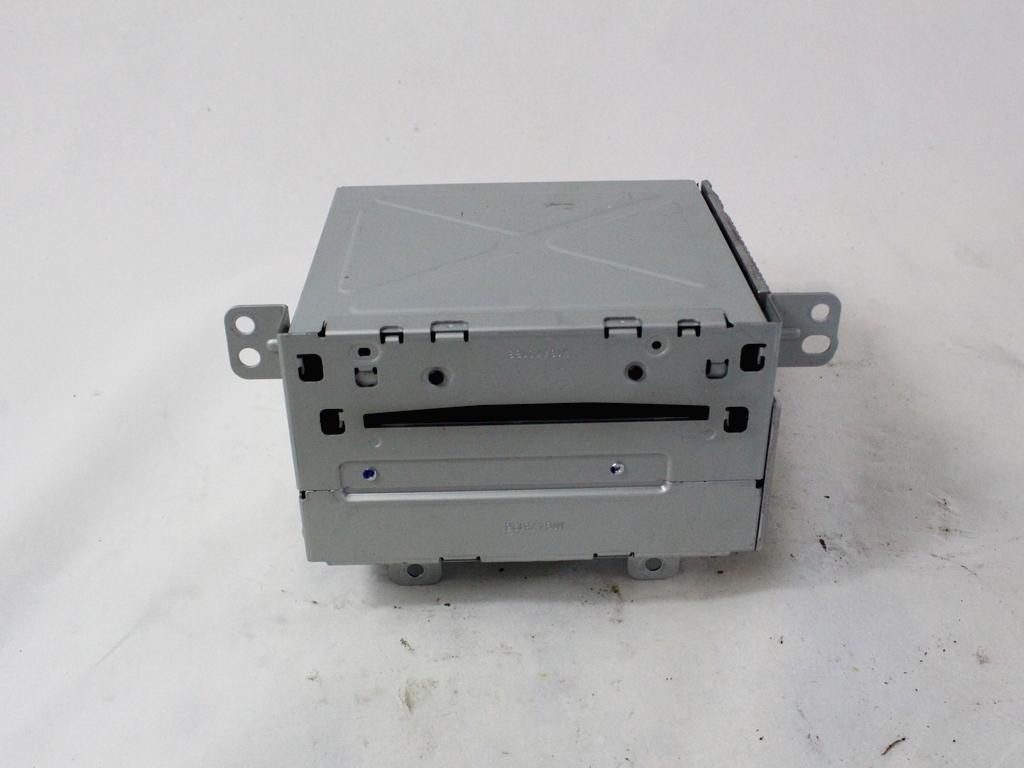 RADIO CD / OJACEVALNIK / IMETNIK HIFI OEM N. 13332702 ORIGINAL REZERVNI DEL OPEL INSIGNIA A G09 (2008 - 2017)DIESEL LETNIK 2010