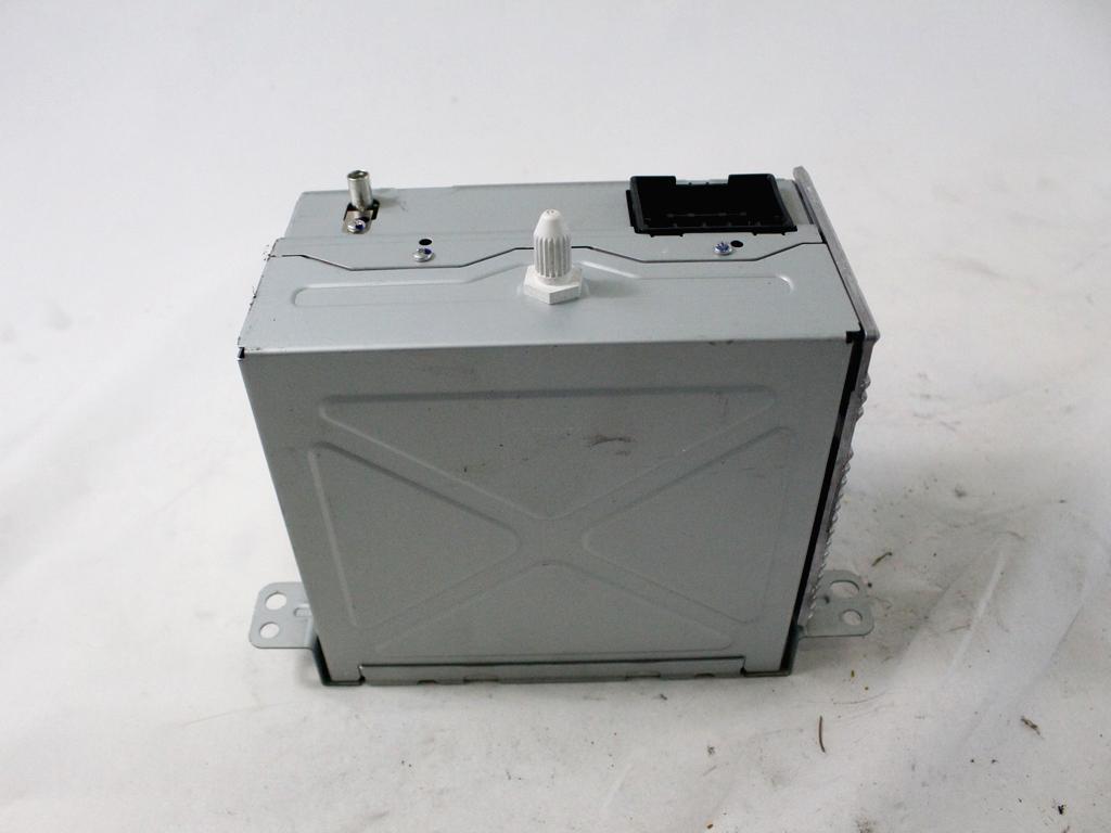 RADIO CD / OJACEVALNIK / IMETNIK HIFI OEM N. 13332702 ORIGINAL REZERVNI DEL OPEL INSIGNIA A G09 (2008 - 2017)DIESEL LETNIK 2010
