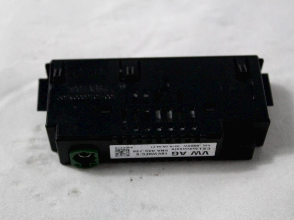 USB / AUX OEM N. 5NA035736 ORIGINAL REZERVNI DEL VOLKSWAGEN GOLF VIII CD1 MK8 (DAL 2019)DIESEL LETNIK 2021