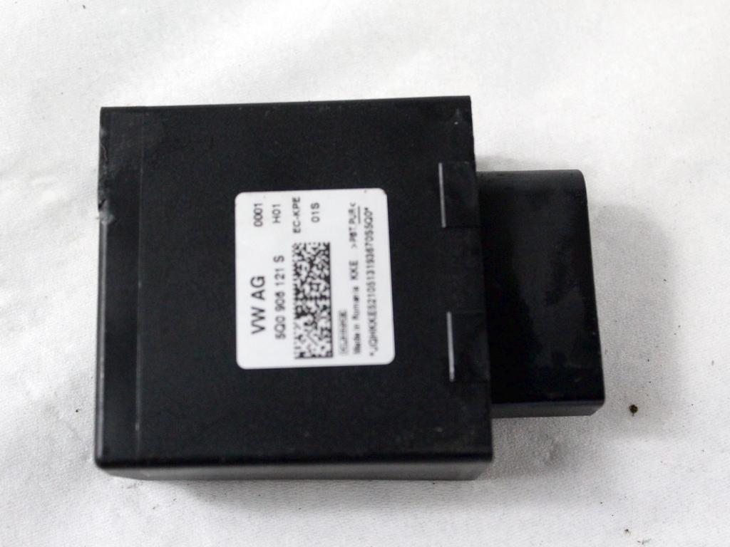 RACUNALNIK CRPALKE GORIVA  OEM N. 5Q0906121S ORIGINAL REZERVNI DEL VOLKSWAGEN GOLF VIII CD1 MK8 (DAL 2019)DIESEL LETNIK 2021