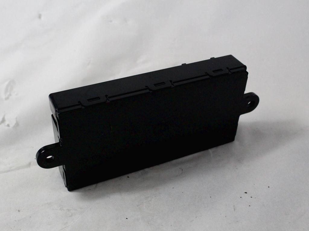 NADZOR KLIMATSKE NAPRAVE OEM N. 5WA907727N ORIGINAL REZERVNI DEL VOLKSWAGEN GOLF VIII CD1 MK8 (DAL 2019)DIESEL LETNIK 2021