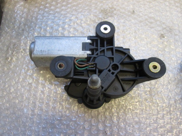 MOTORCEK ZADNJEGA BRISALCA OEM N. 51848464 ORIGINAL REZERVNI DEL LANCIA Y YPSILON 843 (2003-2006) BENZINA LETNIK 2004