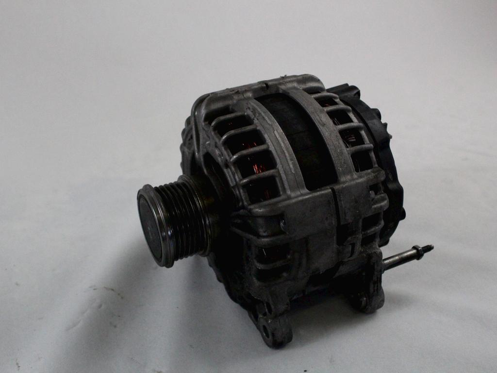 ALTERNATOR OEM N. 05L903026J ORIGINAL REZERVNI DEL VOLKSWAGEN GOLF VIII CD1 MK8 (DAL 2019)DIESEL LETNIK 2021